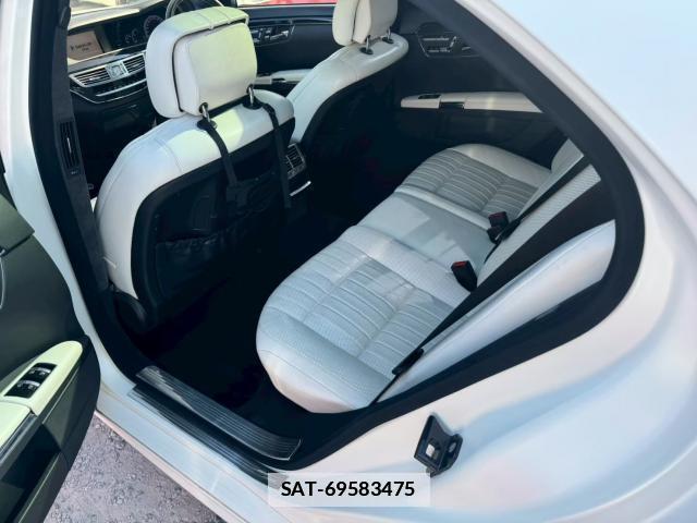Mercedes Benz S-CLASS 2011-12 7818885-12