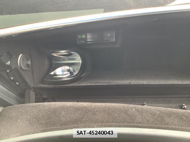 Mercedes Benz S-CLASS 2016-05 7823138-18