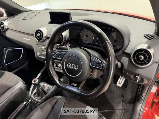 Audi S1 2015-02 7817732-3