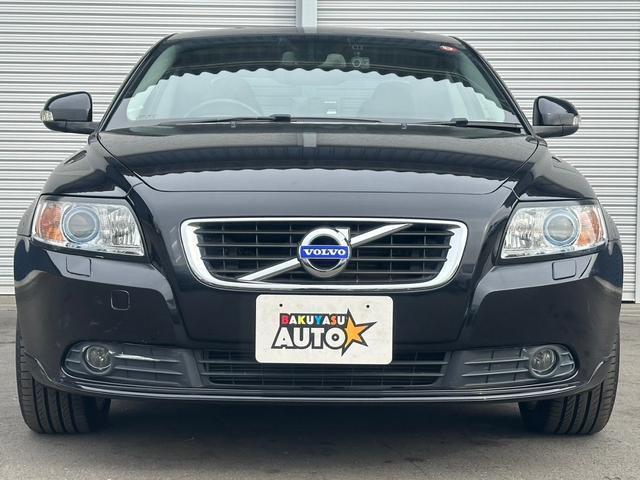 Volvo S40 2011 7820856-2