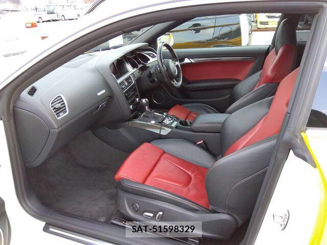 Audi S5 2012-07 7814010-2