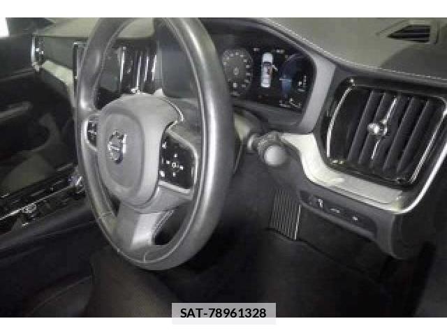 Volvo S60 2022-09 7811340-3