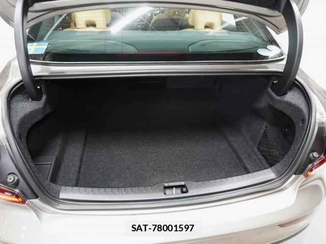 Volvo S60 2020-06 7813735-15