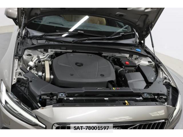 Volvo S60 2020-06 7813735-16
