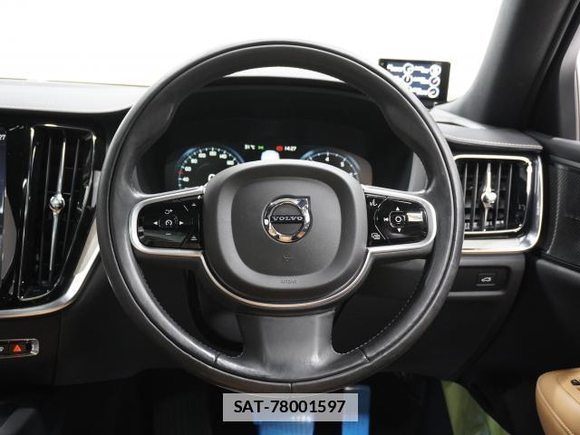 Volvo S60 2020-06 7813735-3