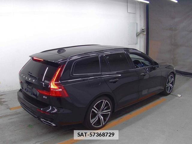 Volvo S60 2021-06 7816636-4