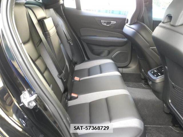 Volvo S60 2021-06 7816636-5