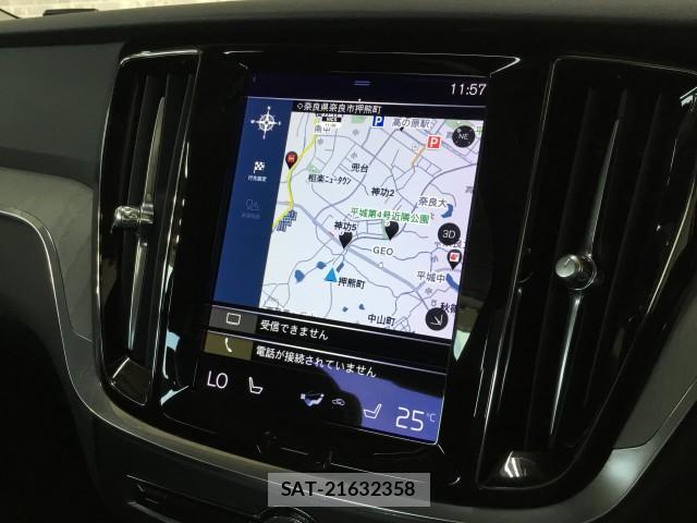 Volvo S60 2022-07 7817837-13