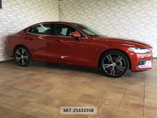 Volvo S60 2022-07 7817837-6