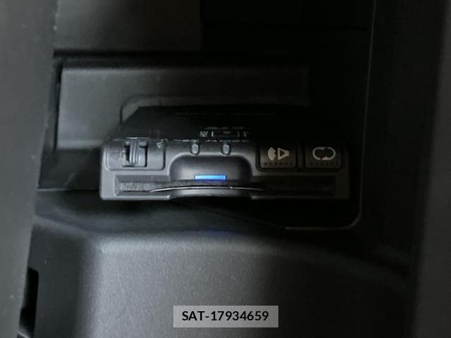 Honda S660 2015-04 7813296-17