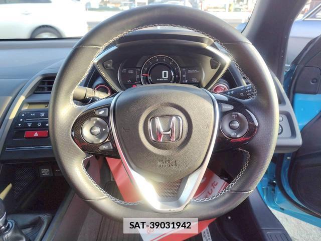 Honda S660 2015-12 7818494-14