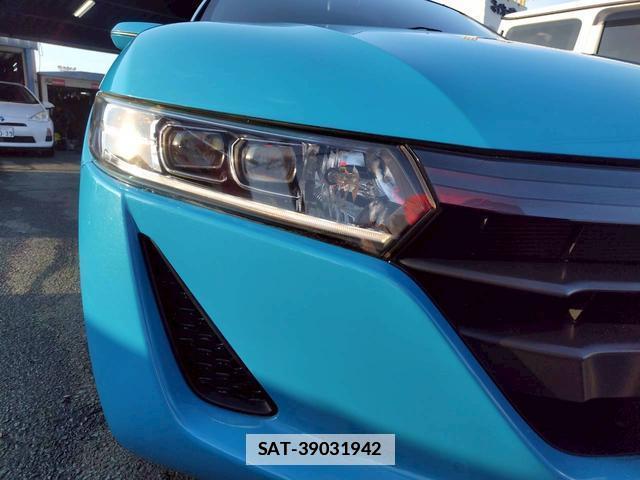 Honda S660 2015-12 7818494-16