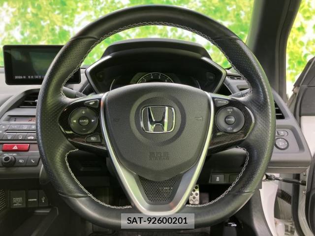 Honda S660 2015-04 7822029-11