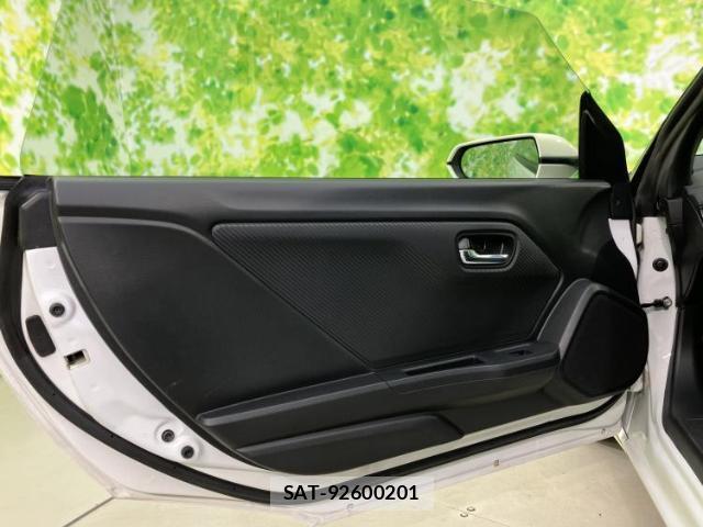 Honda S660 2015-04 7822029-7