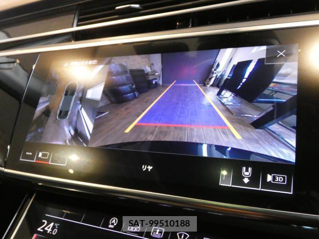 Audi S8 2020-11 7820219-14