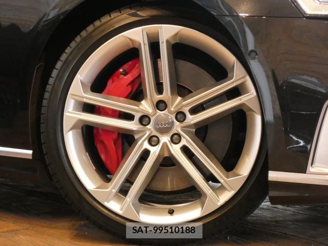 Audi S8 2020-11 7820219-5