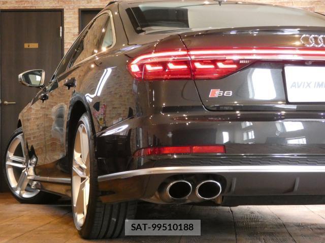 Audi S8 2020-11 7820219-6
