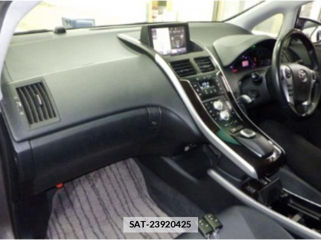 Toyota SAI 2015-04 7811413-2
