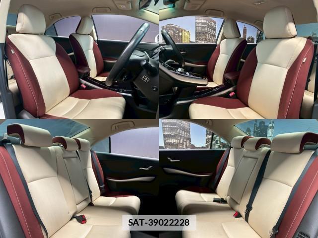 Toyota SAI 2015-08 7817677-3