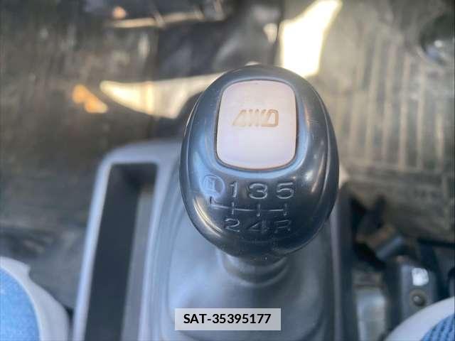 Subaru SAMBAR TRUCK 2004-05 7812527-4