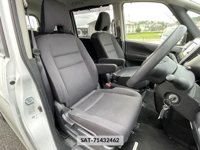 Nissan SERENA 2017-01 7811498-2