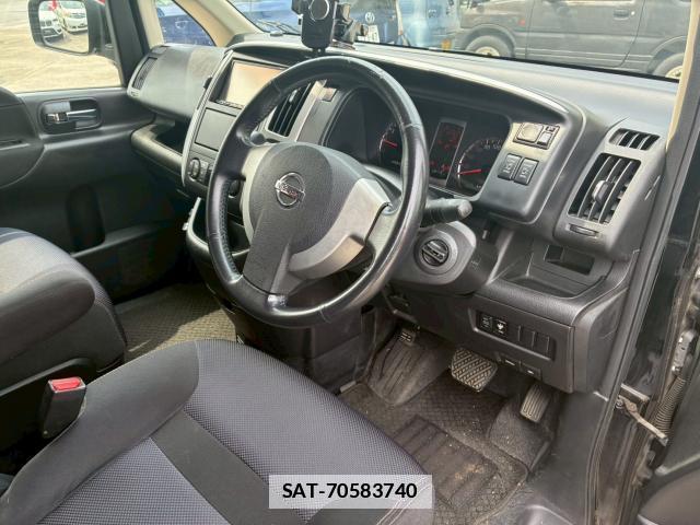 Nissan SERENA 2009-06 7811654-11