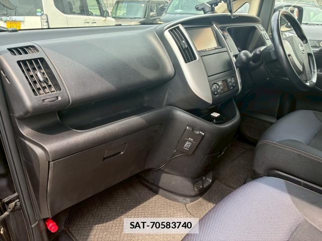 Nissan SERENA 2009-06 7811654-16