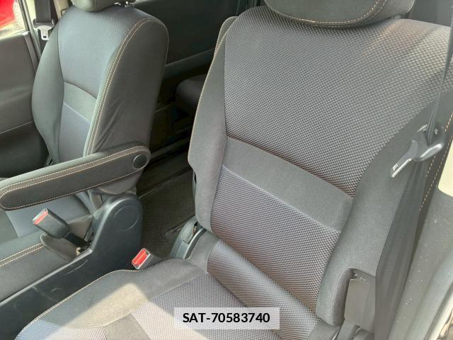Nissan SERENA 2009-06 7811654-17