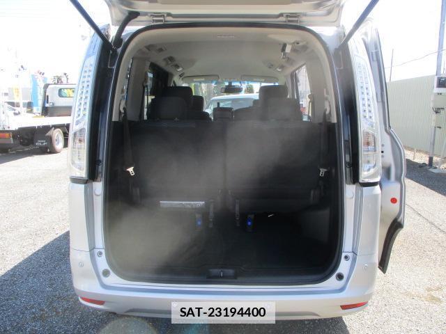 Nissan SERENA 2015-05 7811960-10