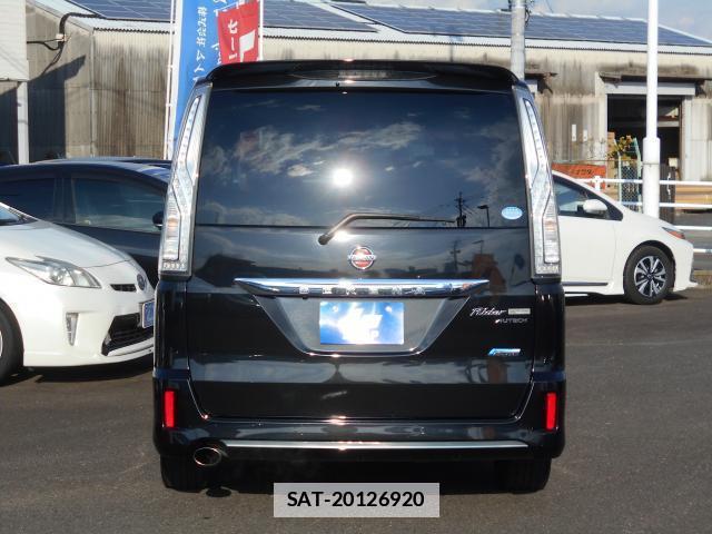 Nissan SERENA 2014-01 7812057-1