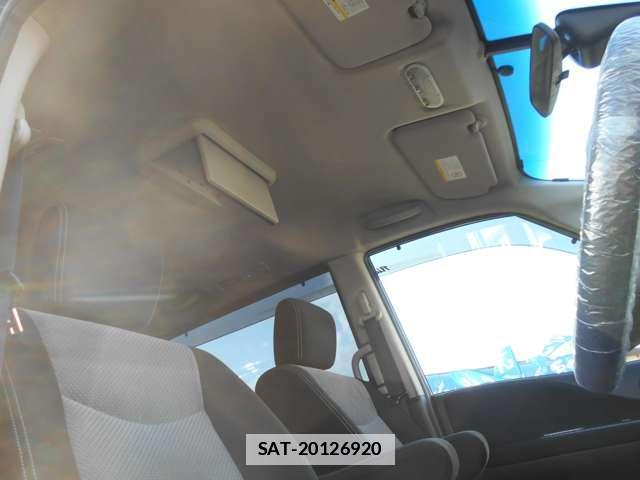 Nissan SERENA 2014-01 7812057-16