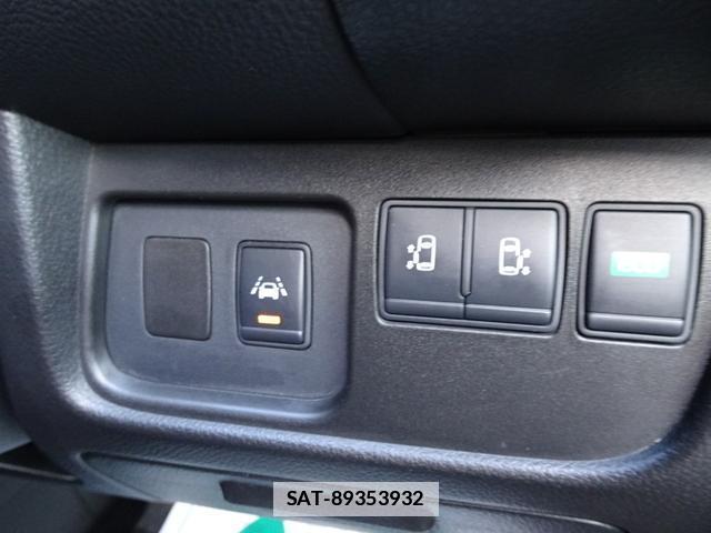 Nissan SERENA 2014-04 7812078-7