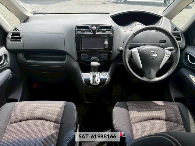 Nissan SERENA 2015-06 7812361-1