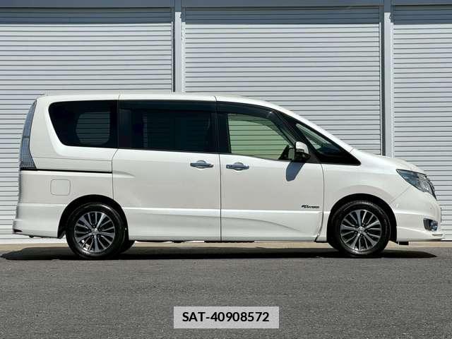 Nissan SERENA 2016-05 7813387-1