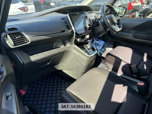 Nissan SERENA 2018-07 7813395-3