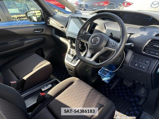 Nissan SERENA 2018-07 7813395-9