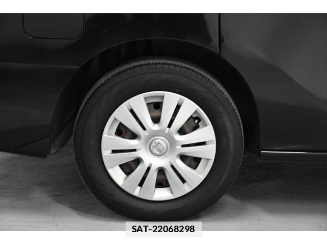 Nissan SERENA 2013-02 7813697-18