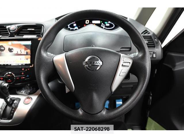 Nissan SERENA 2013-02 7813697-3