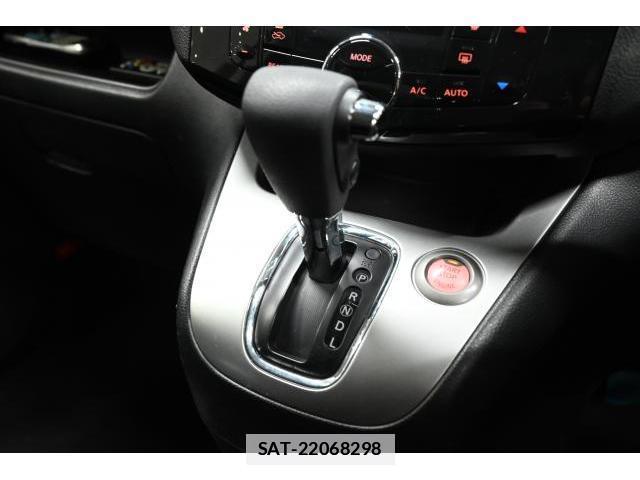 Nissan SERENA 2013-02 7813697-8