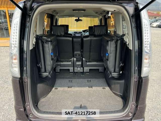 Nissan SERENA 2013-11 7813802-18