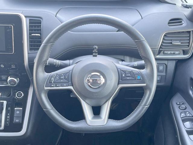 Nissan SERENA 2017-09 7814346-11