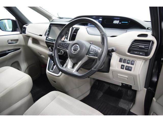 Nissan SERENA 2016-11 7814557-13