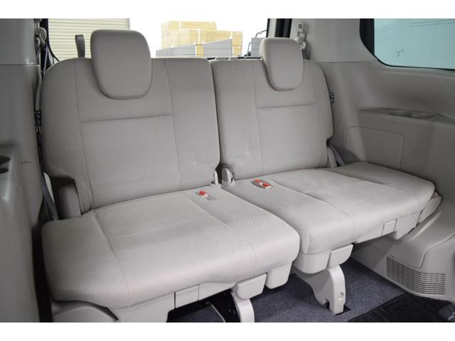 Nissan SERENA 2016-11 7814557-3