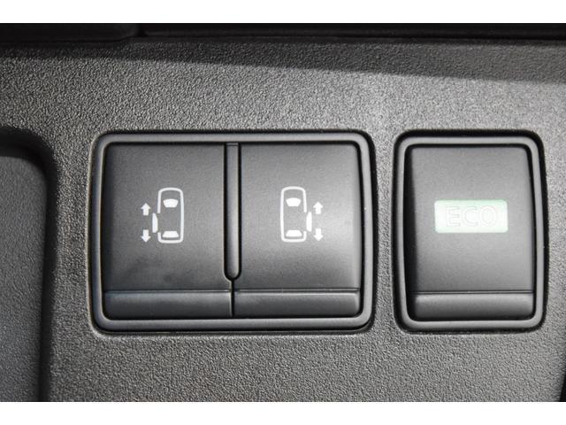 Nissan SERENA 2015-04 7814568-14
