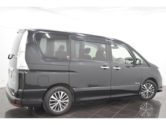 Nissan SERENA 2016-01 7814582-8