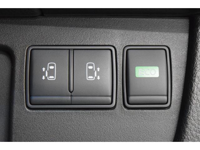 Nissan SERENA 2016-04 7814585-13