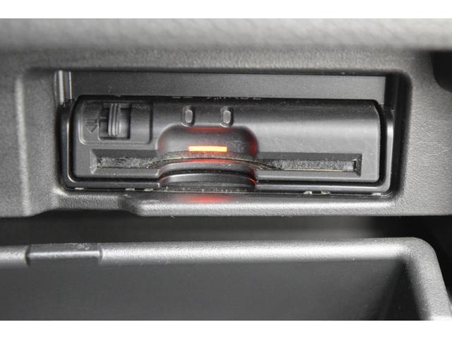 Nissan SERENA 2016-04 7814585-14