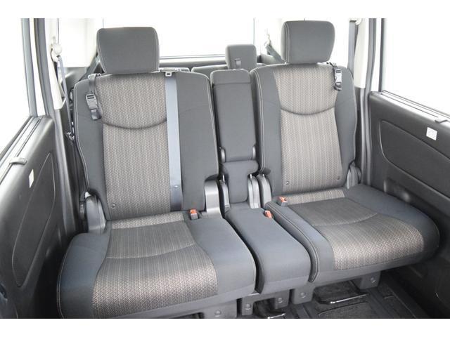 Nissan SERENA 2015-09 7814590-18