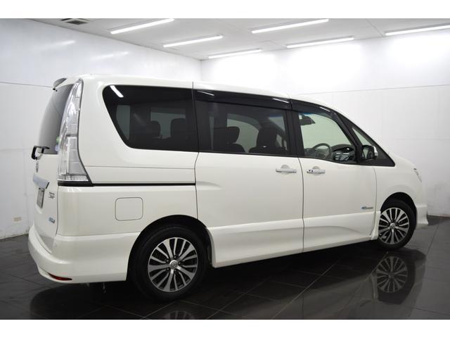 Nissan SERENA 2015-09 7814590-8