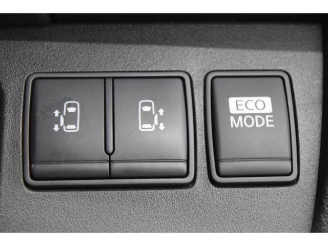 Nissan SERENA 2013-02 7814604-14